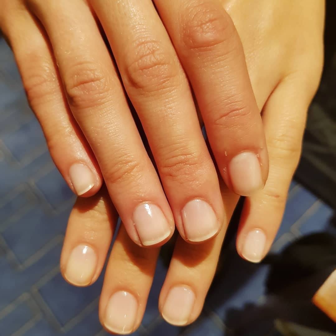 Marie-Louise Coster nude nails fashion week SS19