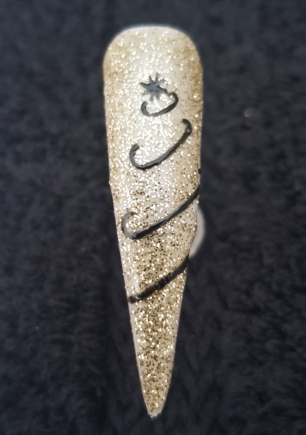 Marie-Louise Coster Christmas Nail Art