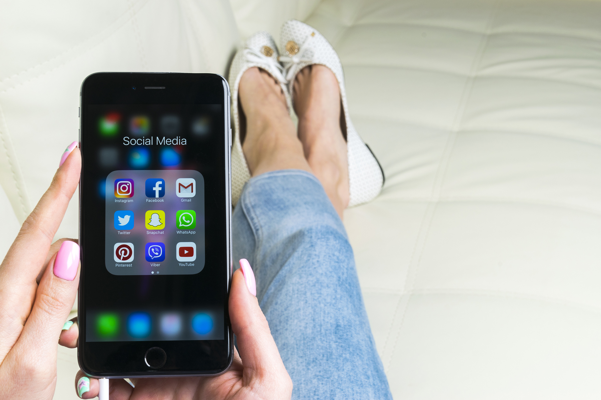 woman on social media