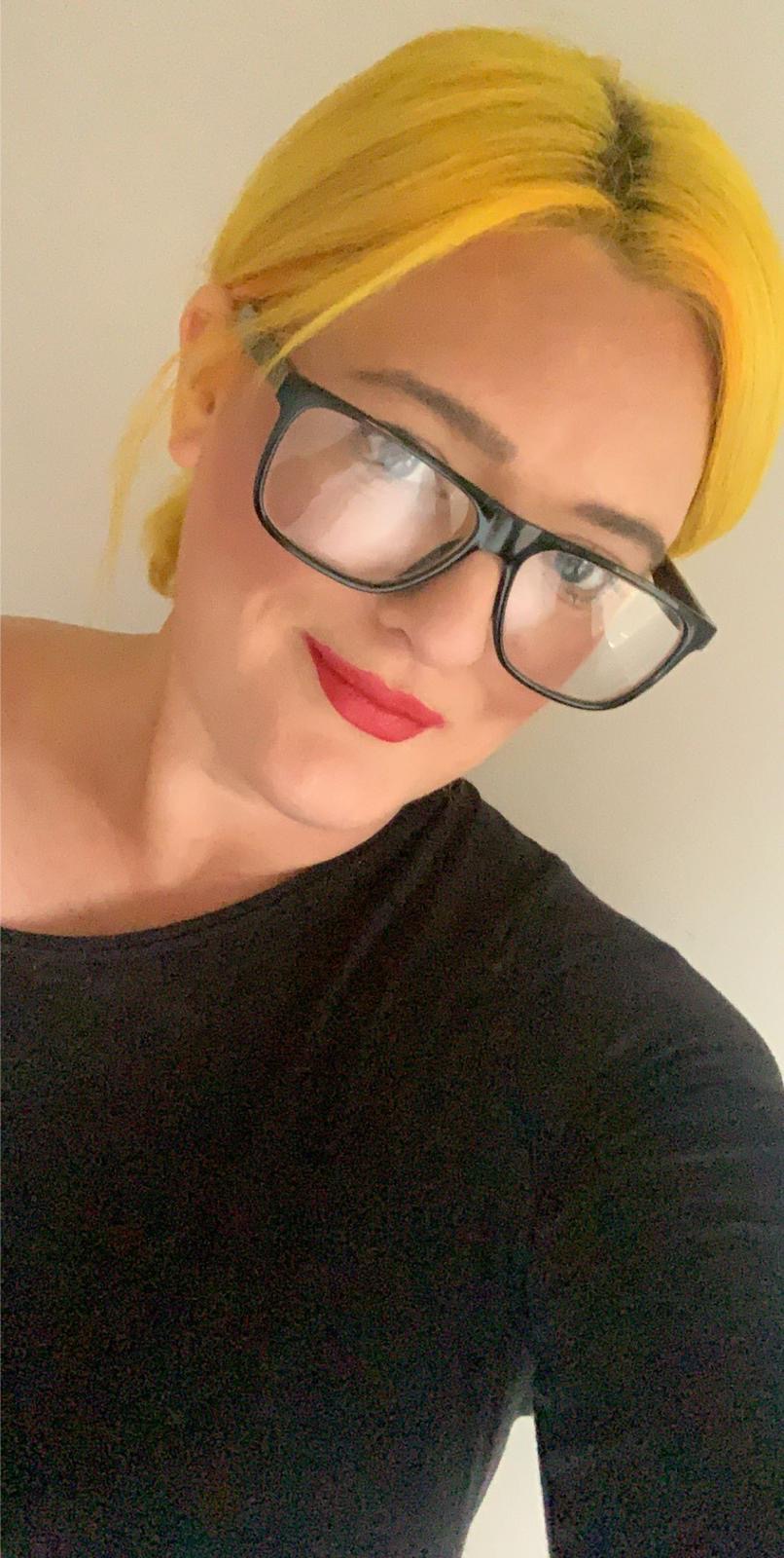 Becky Sutherland OSMO Brand Ambassador.