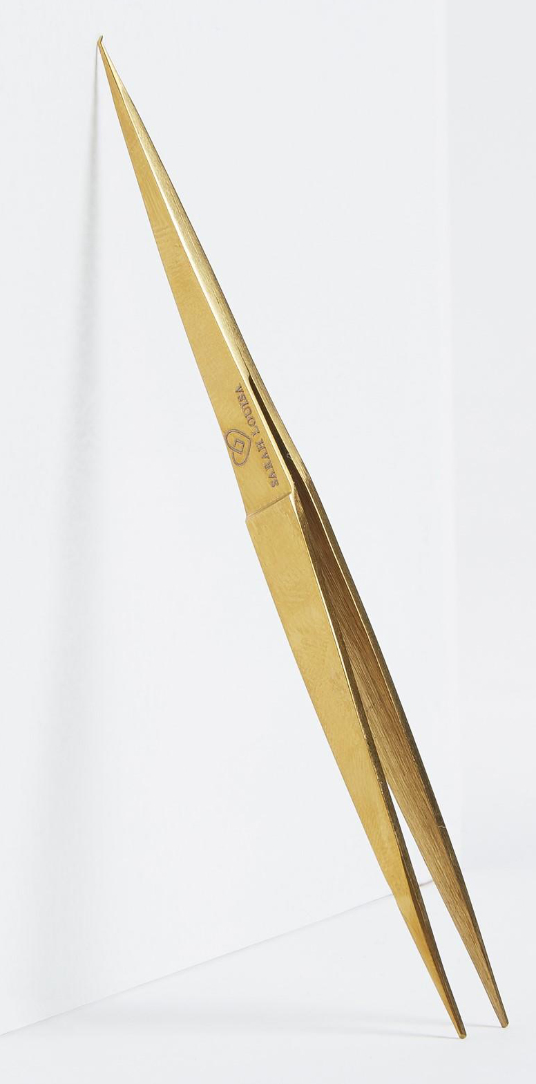 IngrownOut® tweezers
