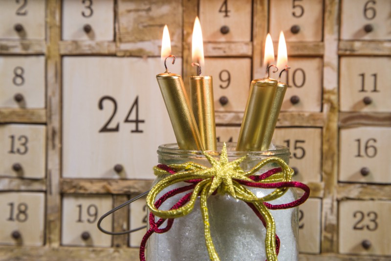 Knock knock! It's time to choose your beauty advent calendar
