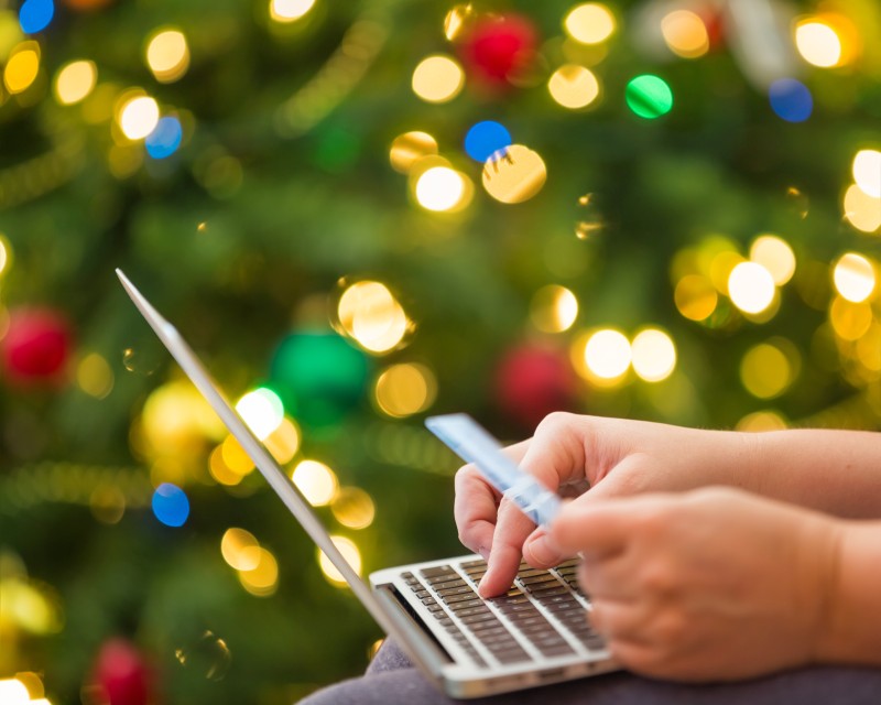 Online shopping at Christmas