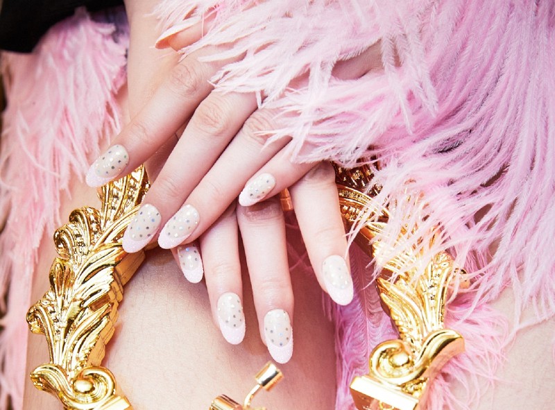 Sophia Webster AW18, London Fashion Week. Nails by CND™.